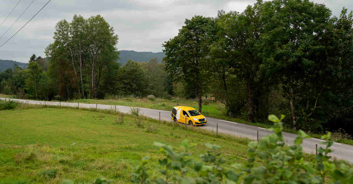 Helthjem elbil landskap 100kb